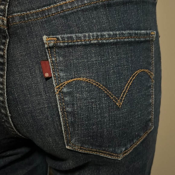 Womens Levi’s Demi Curve Classic Slim Leg - Picture 4 of 5